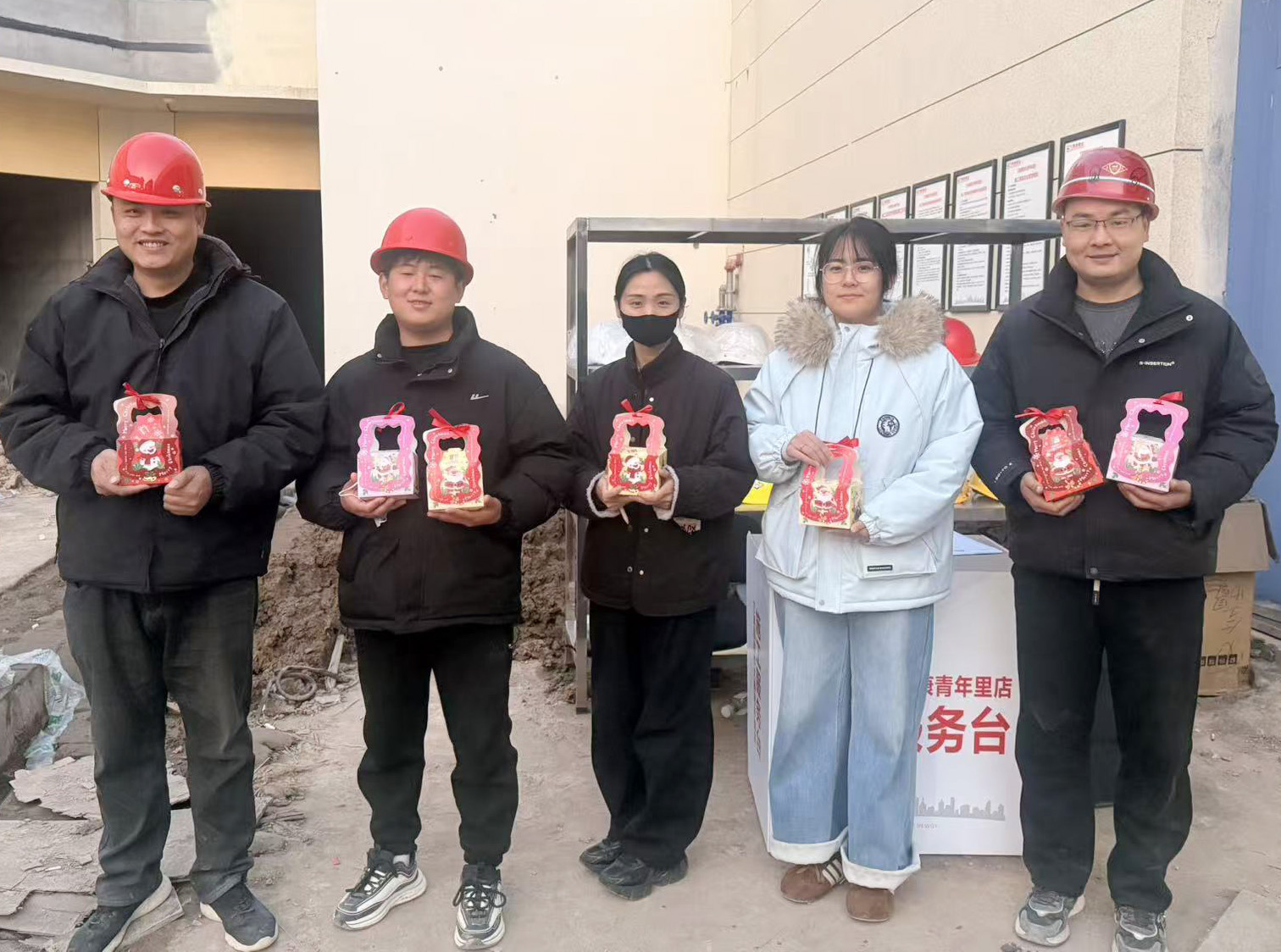9、人力资源部经理夏锦来到太康90店.jpg