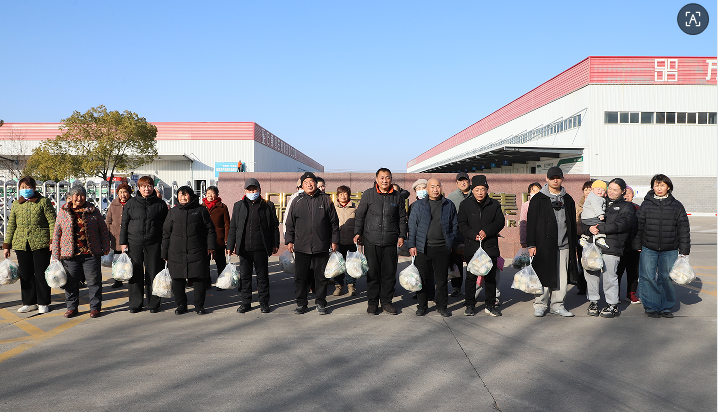 商业连锁生鲜加工中心组织顾客参观