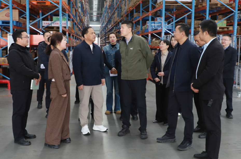 国家商务部流通发展司处长于跃一行到我公司调研指导