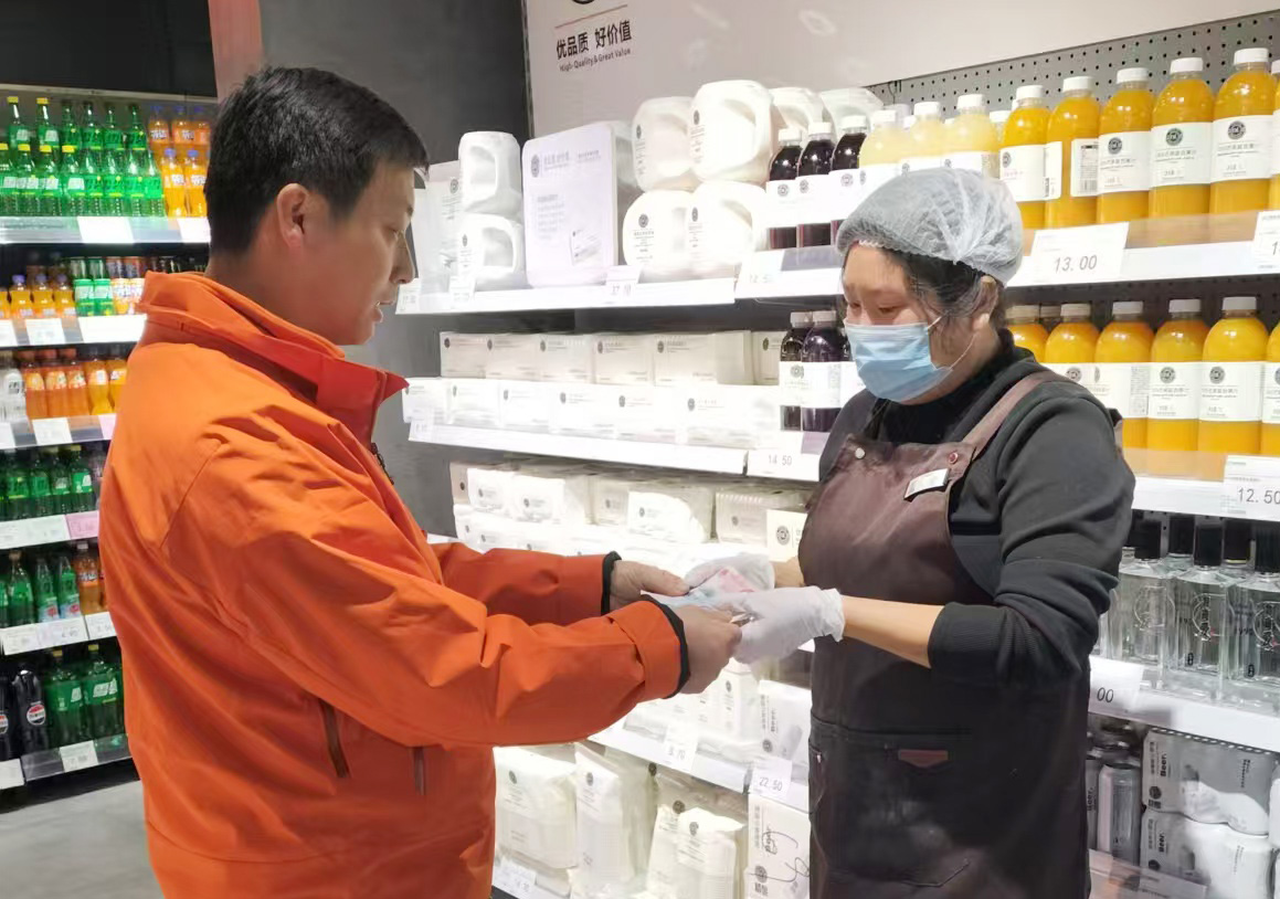 69店用心服务的家人张攀