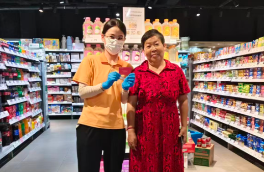 平凡岗位暖人心 热忱服务赢称赞